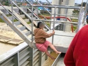 Cảnh sát cứu thai phụ mang thai 7 tháng định nhảy cầu tự tử