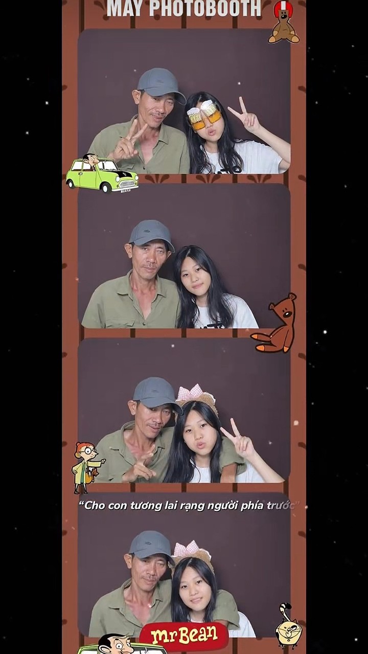 Khoảnh khắc hai ba con Đồng Tháp đi chụp photobooth khiến dân mạng xúc động. (Ảnh: Chụp màn hình)