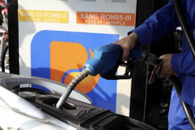 Giá nhiên liệu thế giới đang có nhiều biến động.