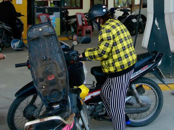 Ngoài trường hợp ở cây xăng trên đường Minh Mạng nói trên, các cây xăng dầu ở Huế cơ bản hoạt động ổn định.