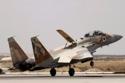 Liên minh Mỹ - Israel sử dụng vũ khí đặc biệt gì để tấn công Iran?