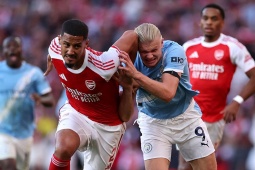 Arsenal và Man City đua "cú ăn 4": Lịch sử chống lại, coi chừng "tham bát bỏ mâm"