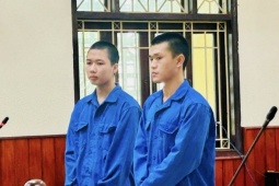 Đánh người vì bị đòi nợ 350.000 đồng, 2 thanh niên ở Gia Lai lĩnh 17 năm tù