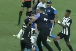 Vụ 23 cầu thủ nhận thẻ đỏ sốc ở Brazil: Chưa phải là kỷ lục tệ nhất