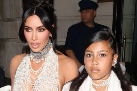 Hermès 'từng từ chối bán chiếc túi hiếm cho con gái Kim Kardashian'