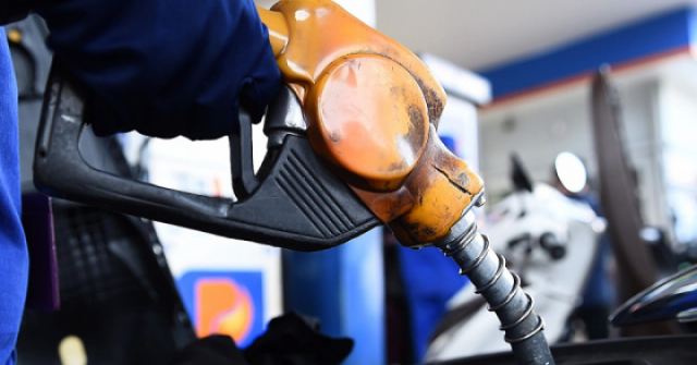 Người dân nước nào tiêu thụ xăng nhiều nhất thế giới?