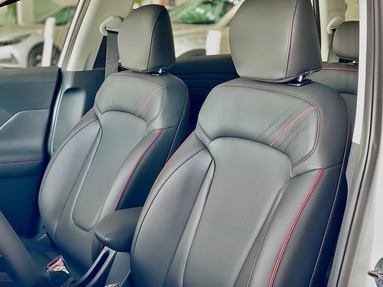 Hyundai Stargazer vẫn là MPV 7 chỗ "chân ái" về giá - 4