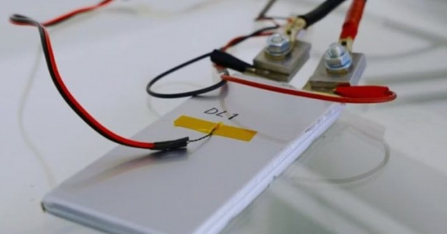 Giải mã "siêu pin" sạc 5 phút, giữ điện gần như tuyệt đối sau 10 ngày