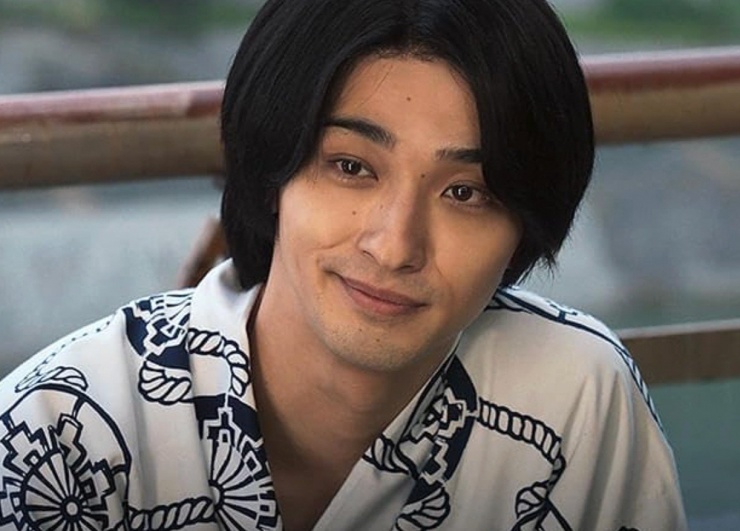 Ryûsei Yokohama trong vai Shunsuke Ogaki trưởng thành. Ảnh: Toho