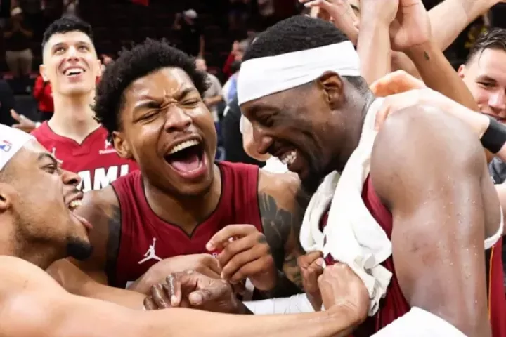 Khủng khiếp: Cầu thủ ghi... 83 điểm trong một trận đấu ở NBA