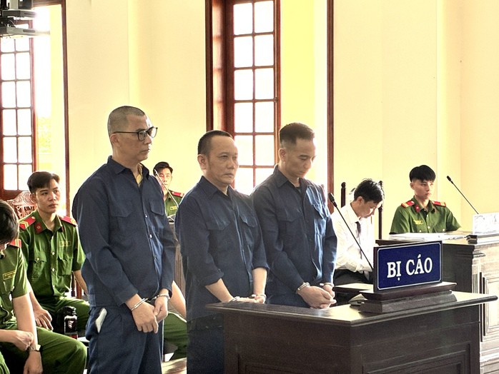 Các bị cáo tại toà