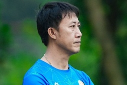 Thêm một huấn luyện viên V.League mất việc