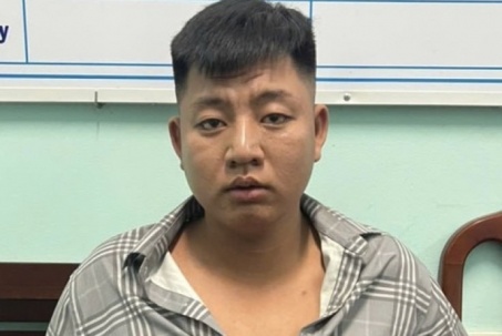 Thanh niên thuê ô tô tự lái đi cướp 5 thùng bia