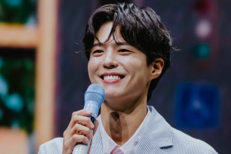 Điều ít biết về 'nam thần châu Á' đóng chính phim cổ trang có Trấn Thành