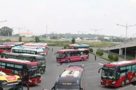 Doanh nghiệp đồng loạt kiến nghị tăng giá vé xe khách liên tỉnh