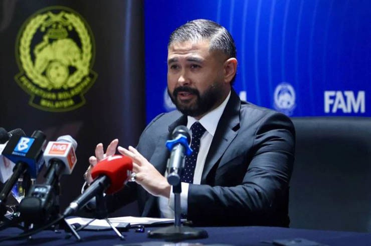Ông Ismail - một nhân vật quyền lực của bóng đá Malaysia, đang chịu áp lực lớn từ mọi phía