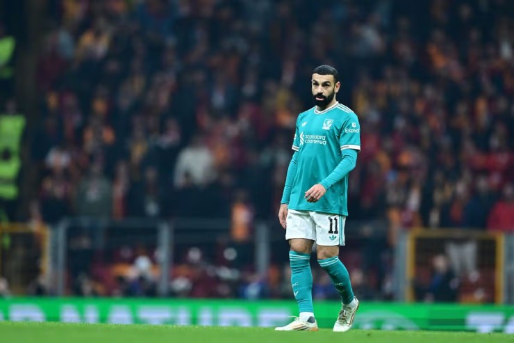 Salah vật vờ suốt khoảng thời gian có mặt trên sân