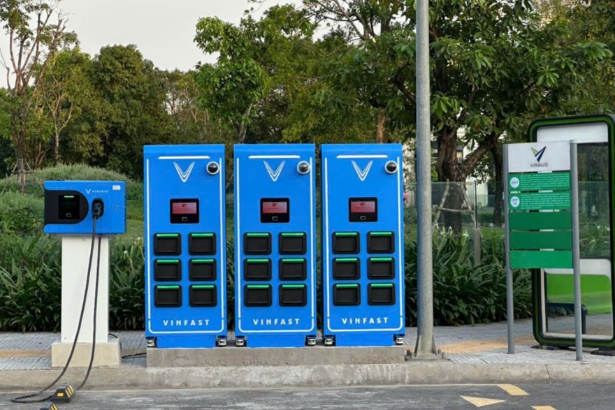 VinFast Feliz II gây sốt: Đổi pin “phút mốt”, người trẻ và tài xế công nghệ ồ ạt chốt cọc - 2