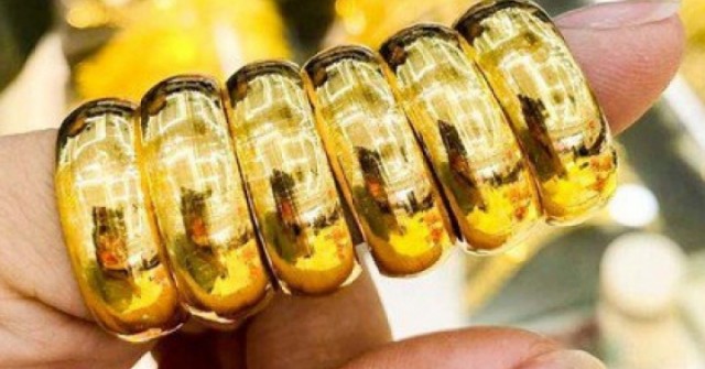 Chốt giá vàng hôm nay ngày 11/3 tiếp đà tăng cực mạnh