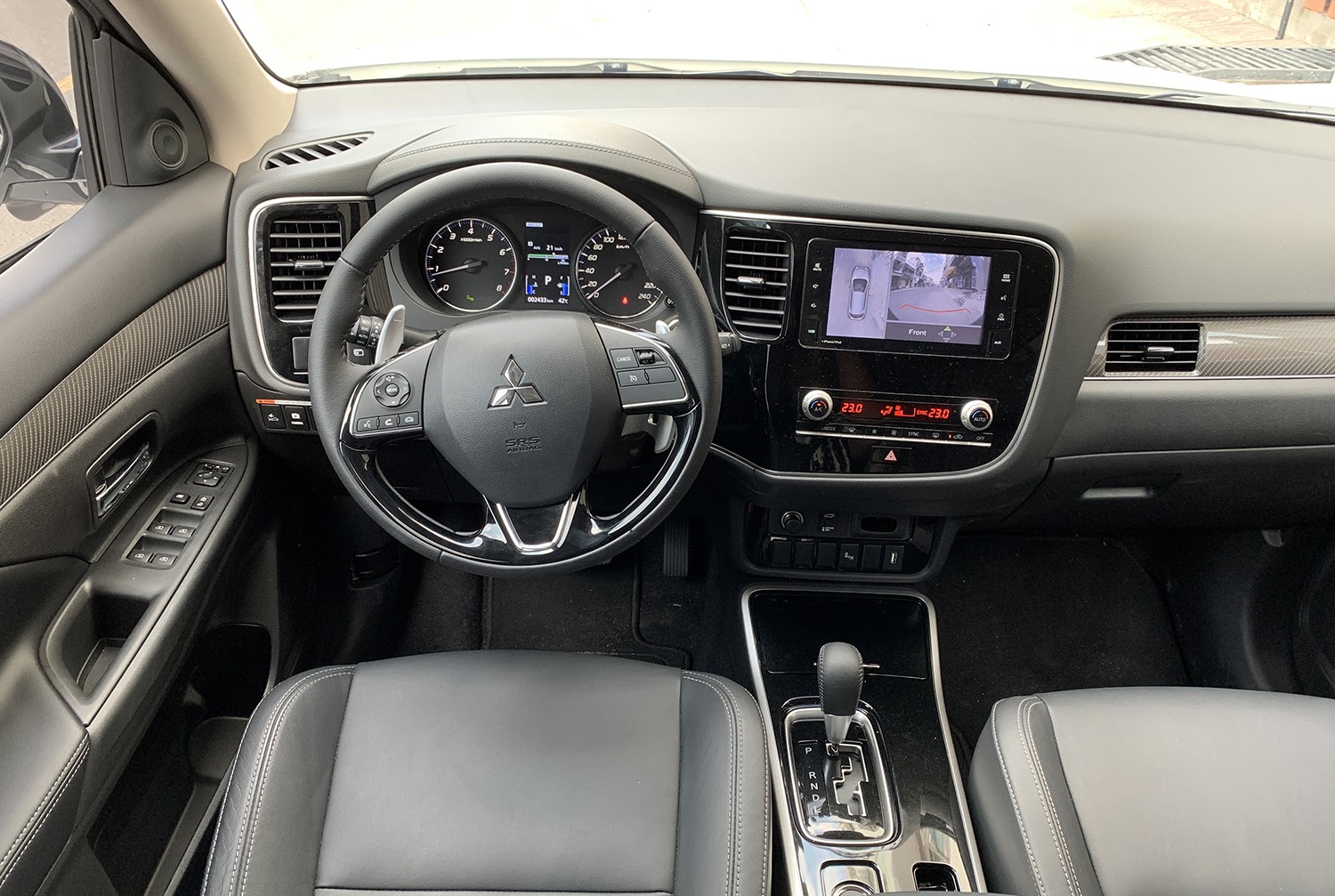 Với cấu hình 7 chỗ vốn là điểm mạnh của Outlander trong nhiều năm qua.