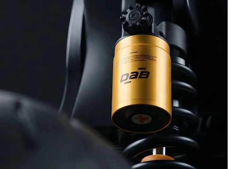 DAB 1 – mô tô điện phong cách supermoto, chạy 150 km/lần sạc - 4