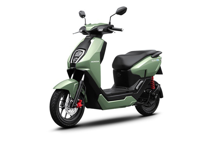 Đổ xô mua xe máy điện: Những điều người tiêu dùng cần biết trước khi mua - 1