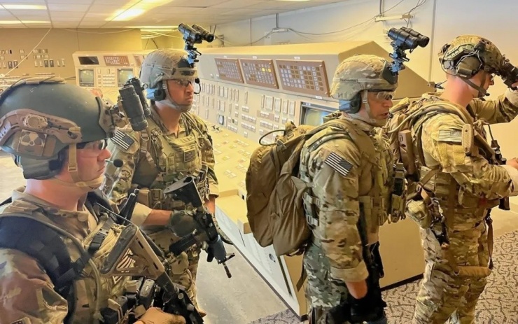 Rủi ro nào với quân Mỹ nếu tấn công thẳng vào các cơ sở urani làm giàu của Iran? - 1