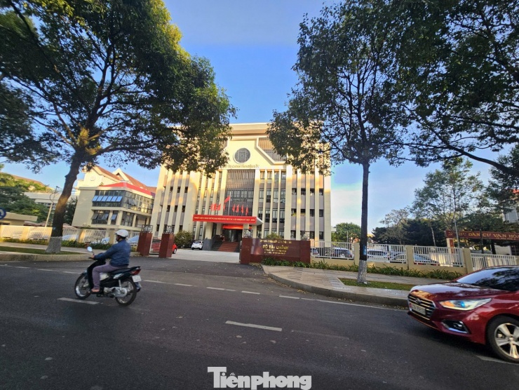 Sở Tài chính Đắk Lắk yêu cầu rà soát, làm rõ trách nhiệm trong vụ nợ tiền dạy thêm giờ của giáo viên.