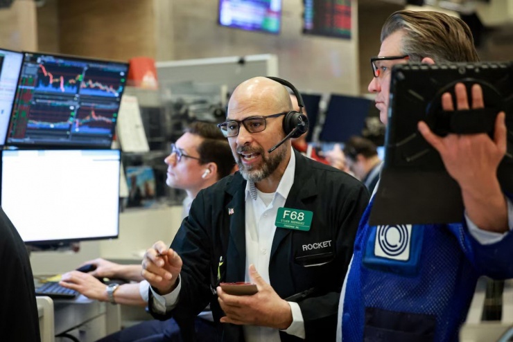 Thị trường trái phiếu bị ảnh hưởng nặng.