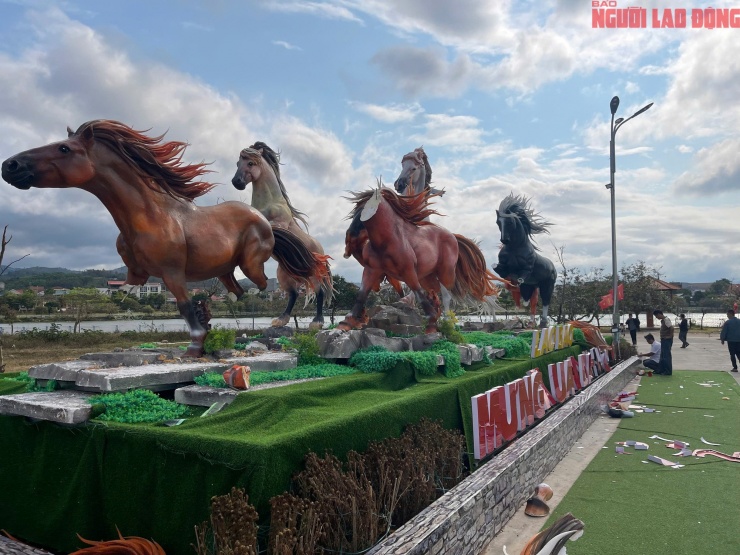 Làm rõ nguyên nhân nhiều linh vật ngựa ở Quảng Trị bị hư hỏng bất thường - 2