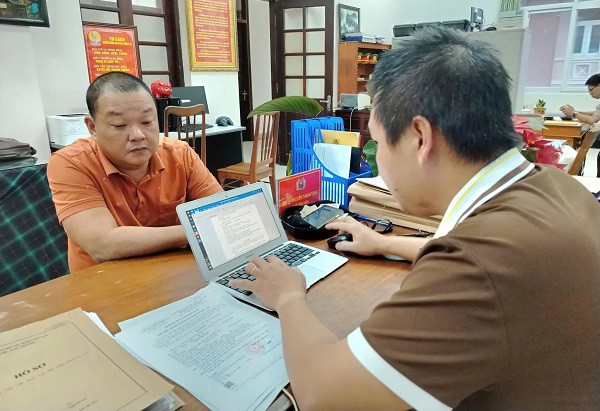 Đối tượng Trần Văn Toán tại cơ quan Công an. Ảnh: Công an tỉnh Đắc Lắk.