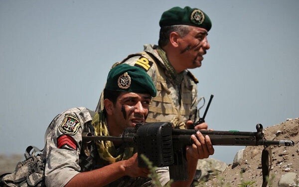 Tình báo Mỹ: Không có dấu hiệu chính quyền Iran sụp đổ - 1