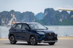 Ô tô hybrid giảm giá sâu trong bối cảnh giá xăng biến động