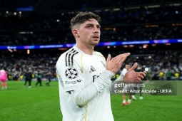 Valverde 3 lần phá lưới Man City: Bellingham ngỡ ngàng, báo Anh tâm phục khẩu phục