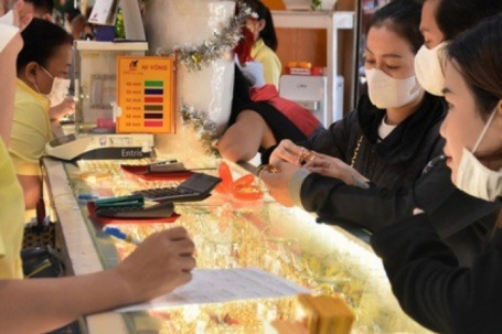 Giá vàng hôm nay, 12-3: Đảo chiều đi xuống