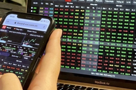Chứng khoán hôm nay dự báo tiếp tục hồi phục, nhà đầu tư nên làm gì?