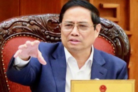 Thủ tướng: Sử dụng tiết kiệm xăng dầu, khuyến khích dùng xe điện