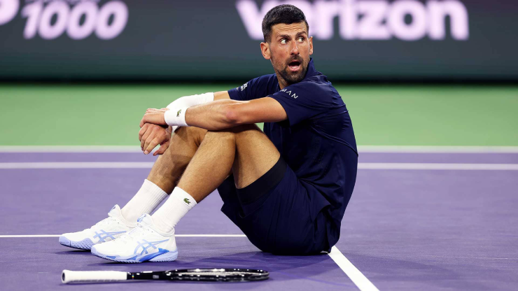 Djokovic cảm thấy "cay đắng" khi thua vì đã bung hết sức để giành điểm số ngay đầu set ba