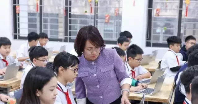 ‘Cân não’ thi vào lớp 10, sao Hà Nội không rút ngắn điểm chênh giữa các nguyện vọng?