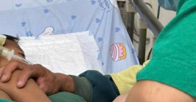 Vụ chuyển "Thần dược" 8.000 USD/lọ từ Thụy Sĩ về Đà Nẵng cứu 3 bệnh nhi bị nguy kịch: Sức khỏe bây giờ ra sao?