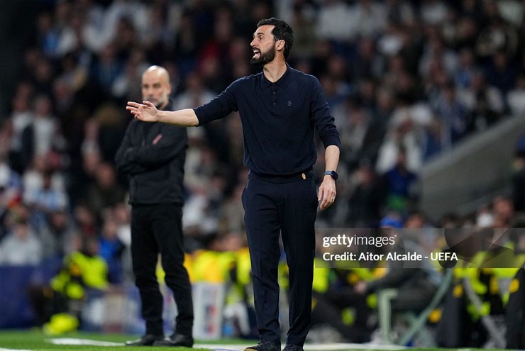 HLV Arbeloa làm lu mờ Pep Guardiola