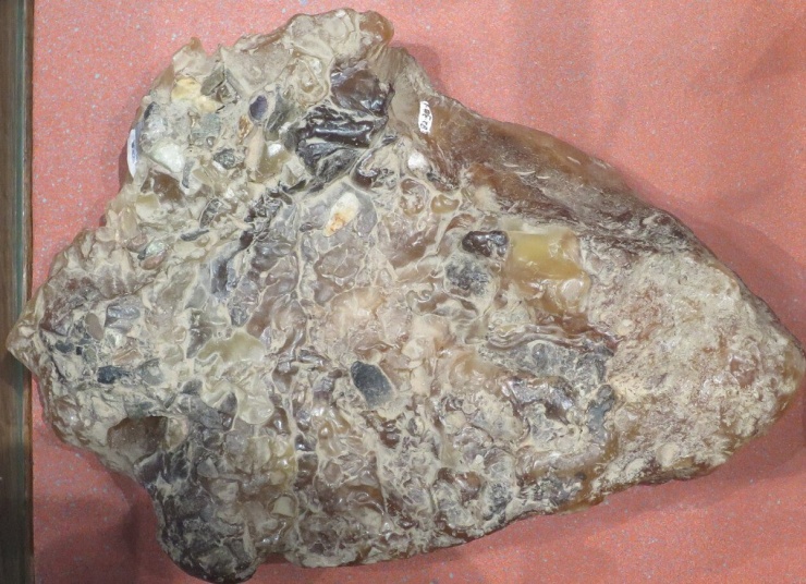 Đánh cá trên biển, 3 ngư dân vớt được thứ trị giá 67 tỷ đồng - 2