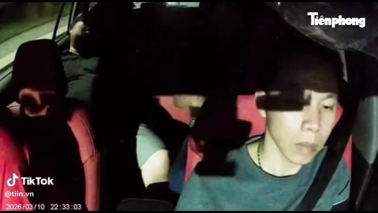 Khán giả gọi tên nhạc sĩ Minh Khang sau khi video được chia sẻ rộng rãi.