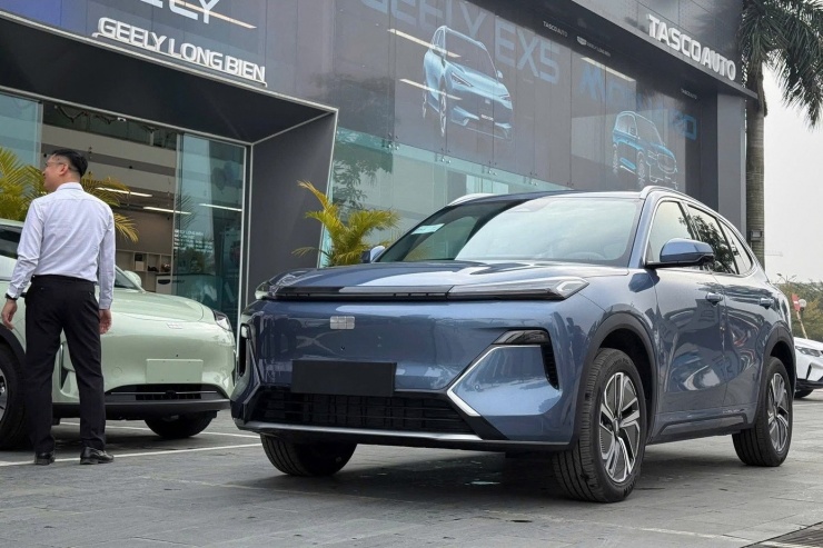 Geely EX5 EM-i đã có mặt tại Việt Nam nhưng chưa ra mắt chính thức. Ảnh: Đại lý