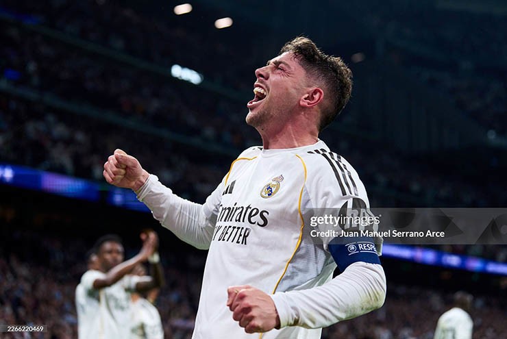 Hành trình bùng nổ của Valverde: Từ cái bóng ở Bernabeu đến cơn ác mộng với Man City