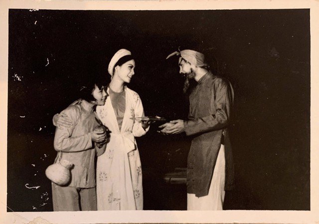 NSND Lê Khanh thời diễn vở kịch "Tấm Cám" năm 1983.