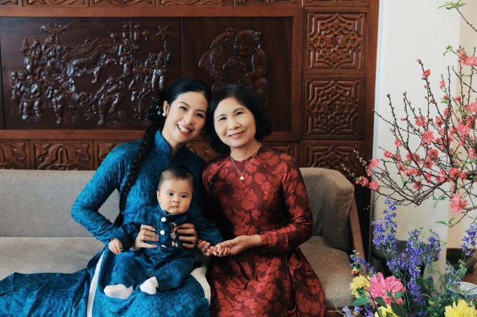 Ảnh sao 13/3: Ba chị em Cẩm Ly - Hà Phương - Minh Tuyết nhí nhố bên nhau - 7