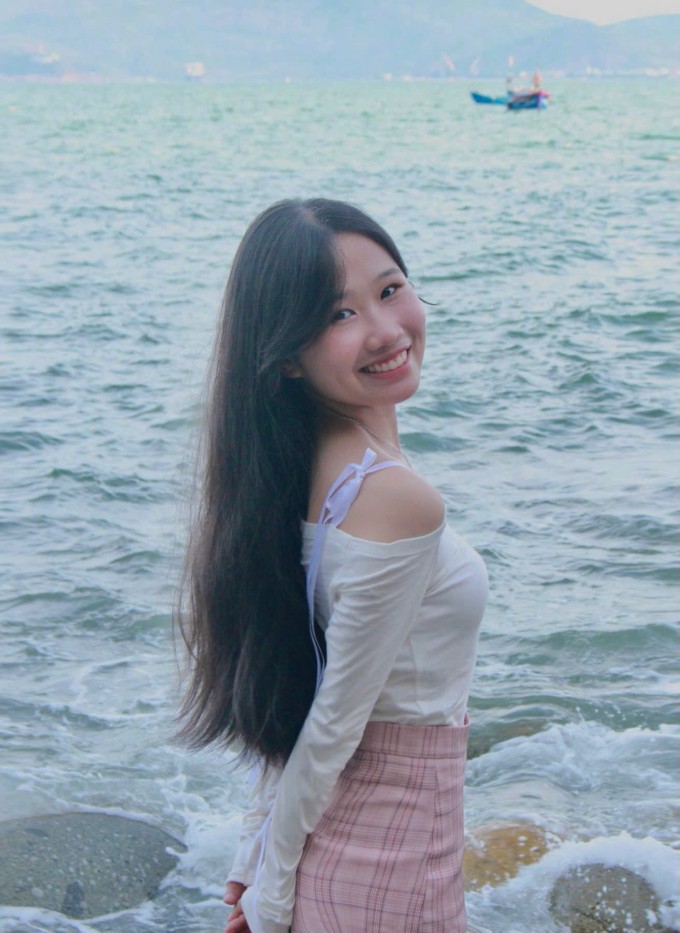 Yến Giang, 19 tuổi.