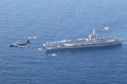 Mỹ nổ súng khi tàu Iran áp sát tàu sân bay USS Abraham Lincoln