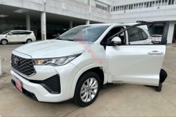 Sắp hết tháng Giêng, giá Innova Cross đời 2024 - 2025 hiện ra sao?